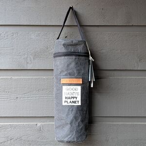 NWT Out of the Woods Insulated Wine Cooler Tote Good Habits Happy Planet Gray